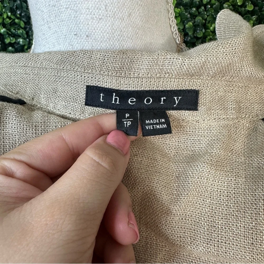 Theory‎ 100% linen  blazer
